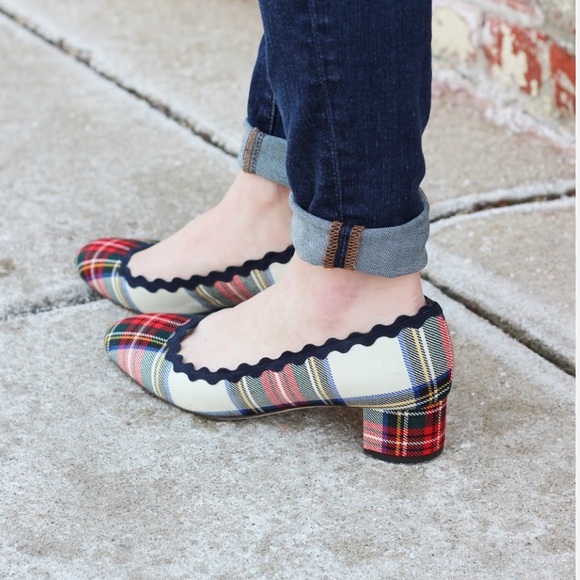J. Crew Scalloped Festive Plaid Heels in Ivory Red Blue Tartan F8495 - Picture 1 of 6